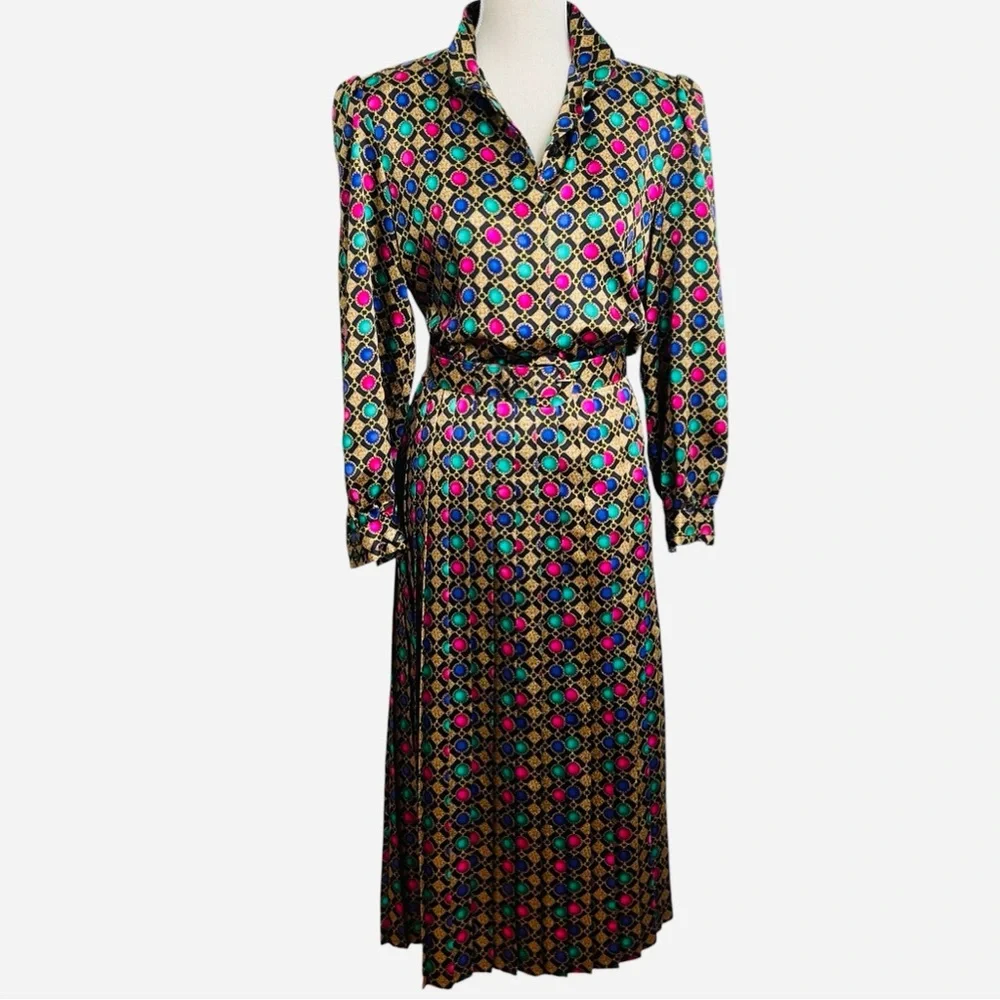 Vintage Pleated Medallion Print Jewel Tones Dress Size 8 - Picture 2 of 15